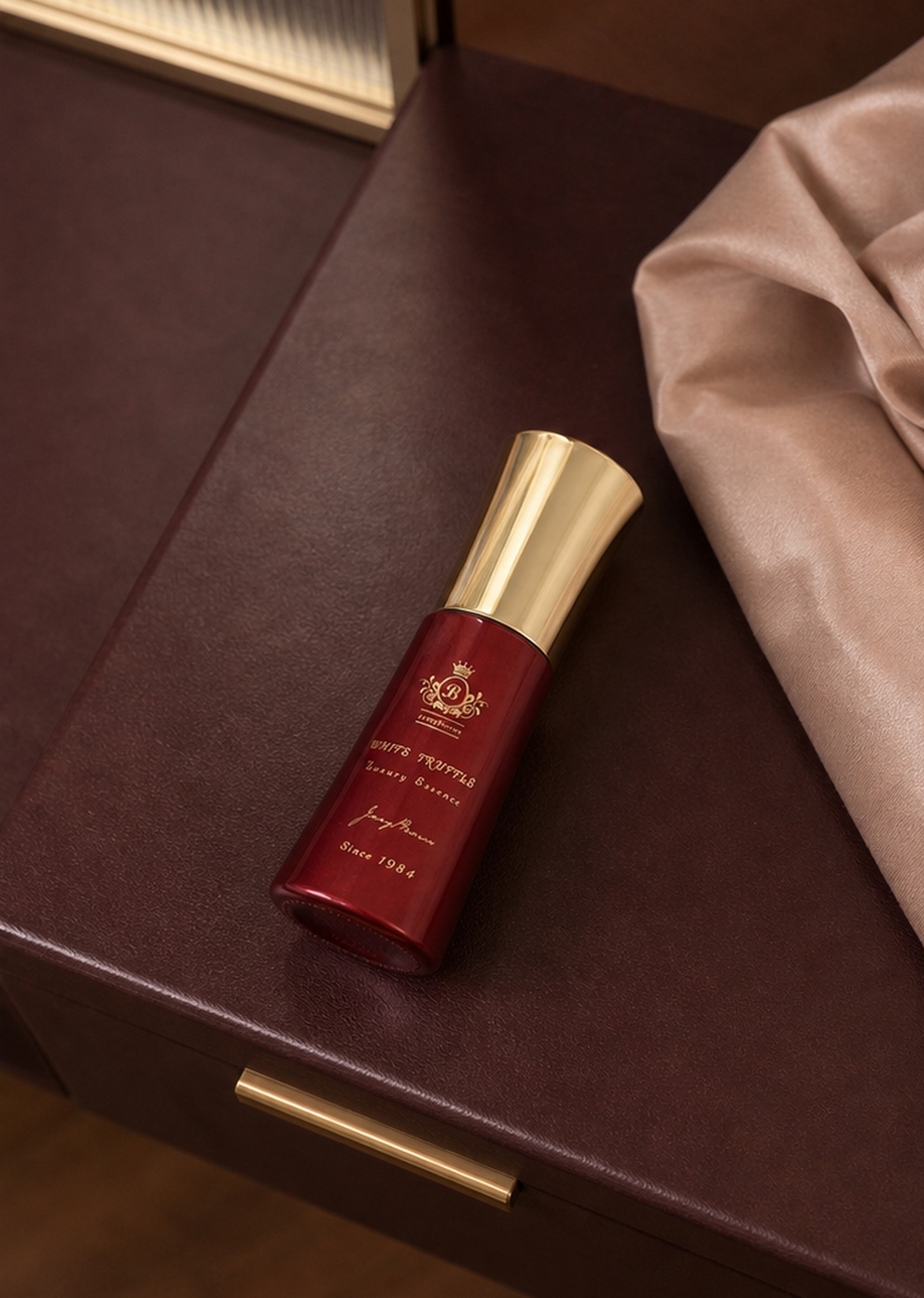 JennyBrown White Truffle Serum third image