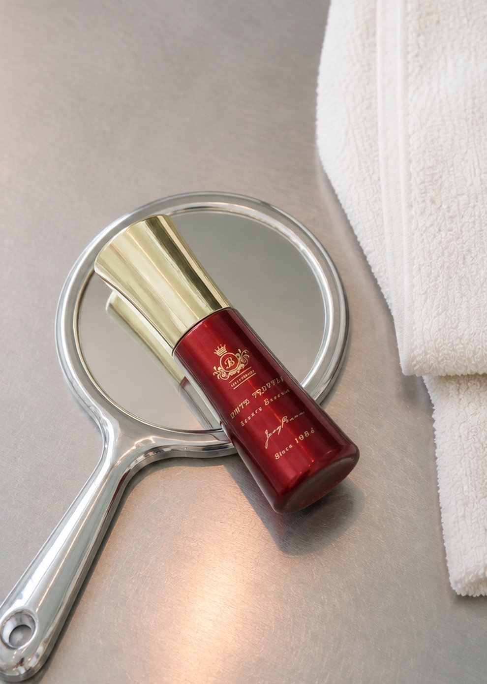 JennyBrown White Truffle Serum fifth image