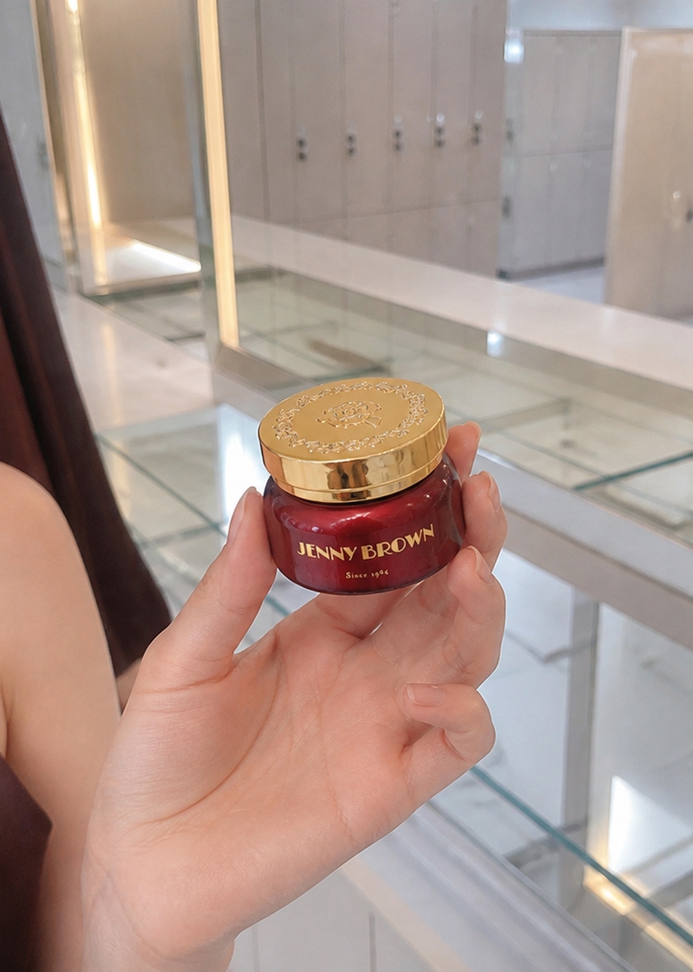 JennyBrown White Truffle Cream product sharing image, fifth view