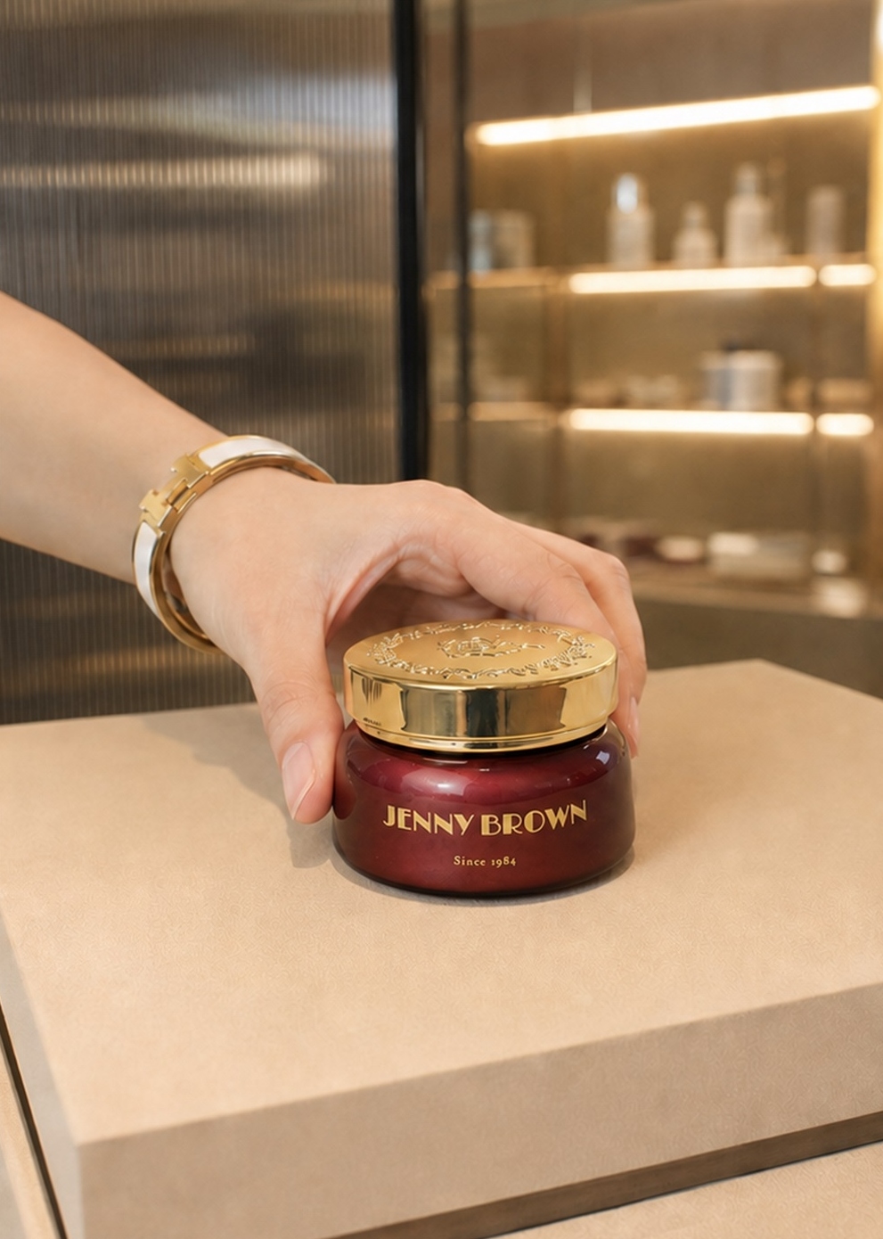 JennyBrown White Truffle Cream sharing image, fourth view