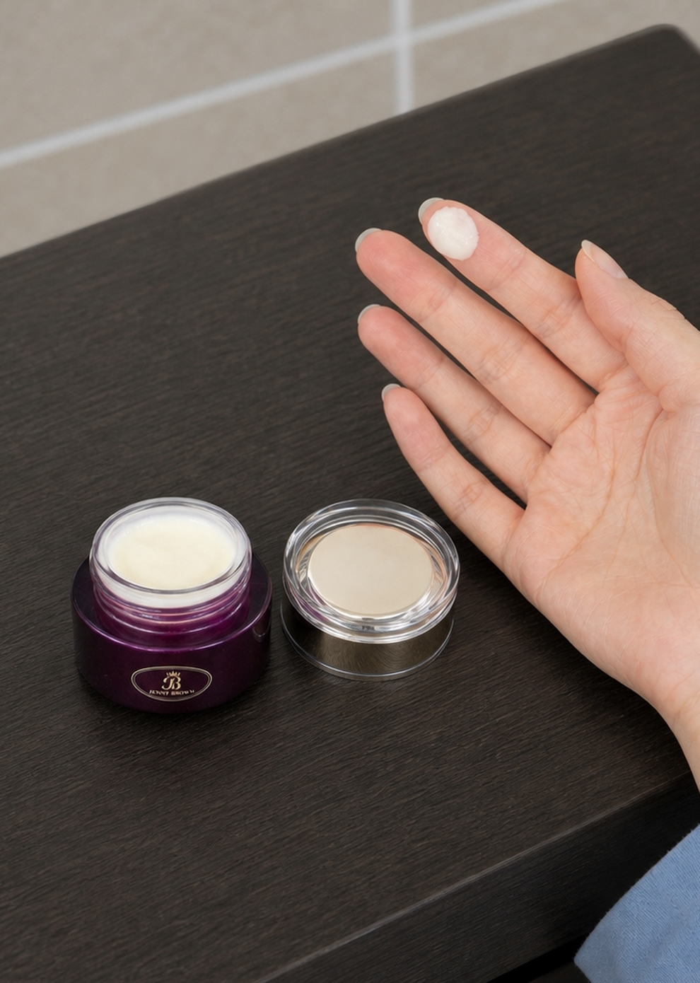 JennyBrown caviar eye cream third image
